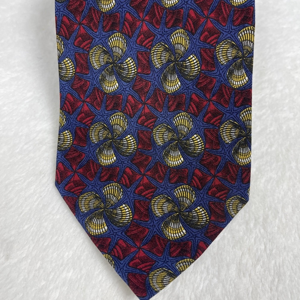 M.C. Escher Silk Tie Shells Starfish Symmetry 42 1941 Italy VTG 3.75" x 58"
